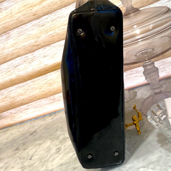 Vintage Tory Burch Black Patent Tote - Picture 4 of 5